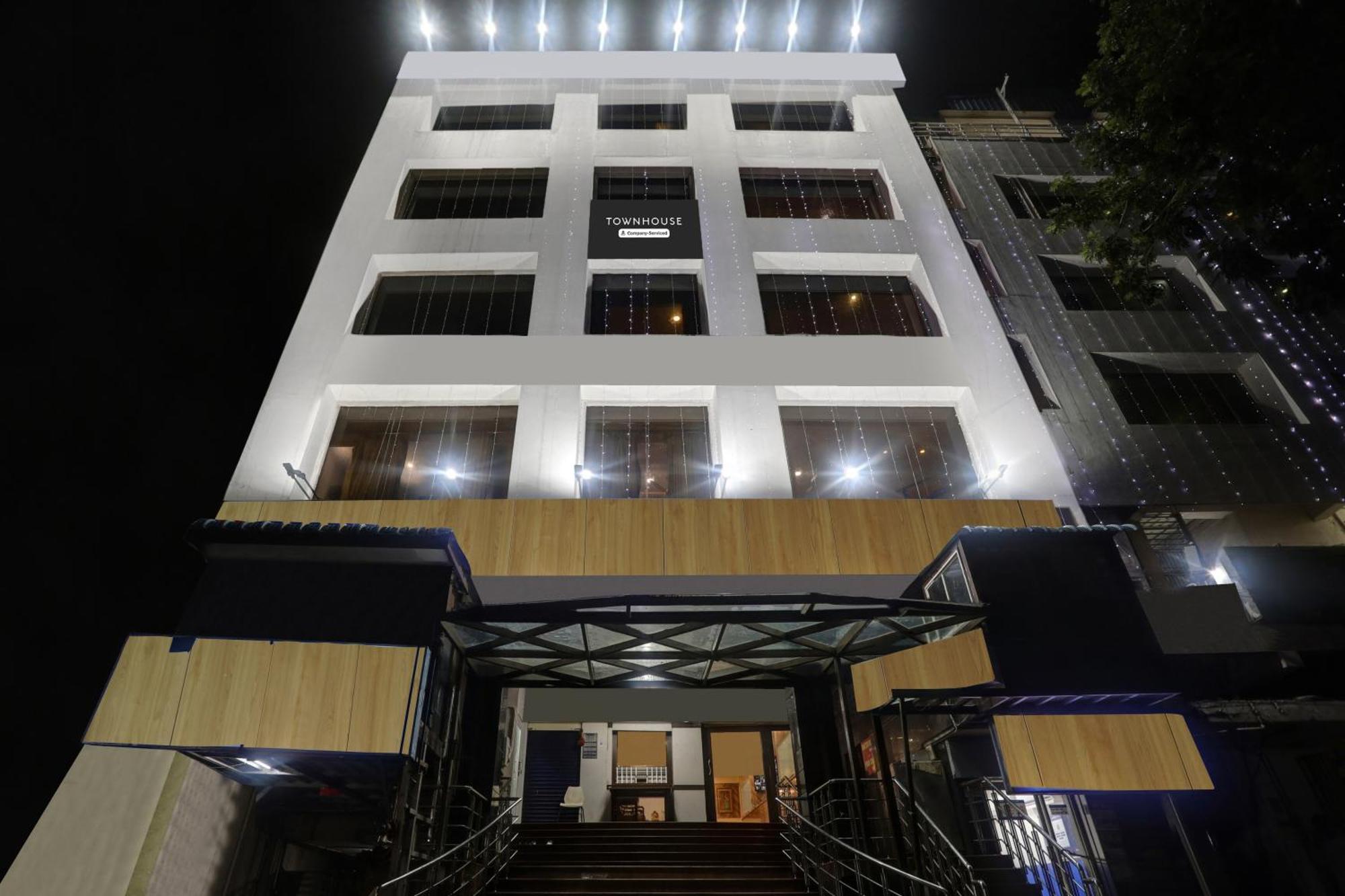 Townhouse Eluru Hotel Buitenkant foto