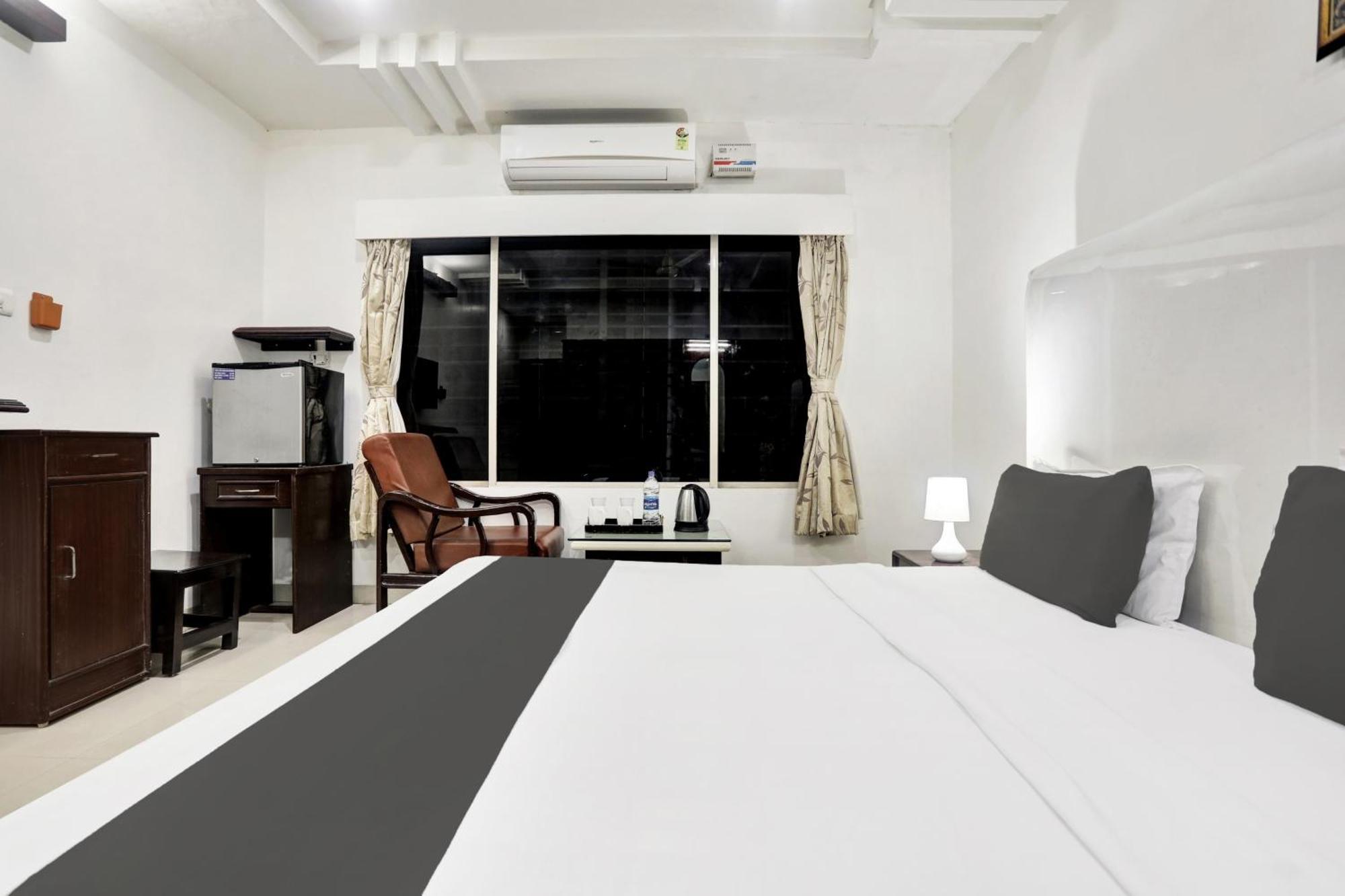 Townhouse Eluru Hotel Buitenkant foto
