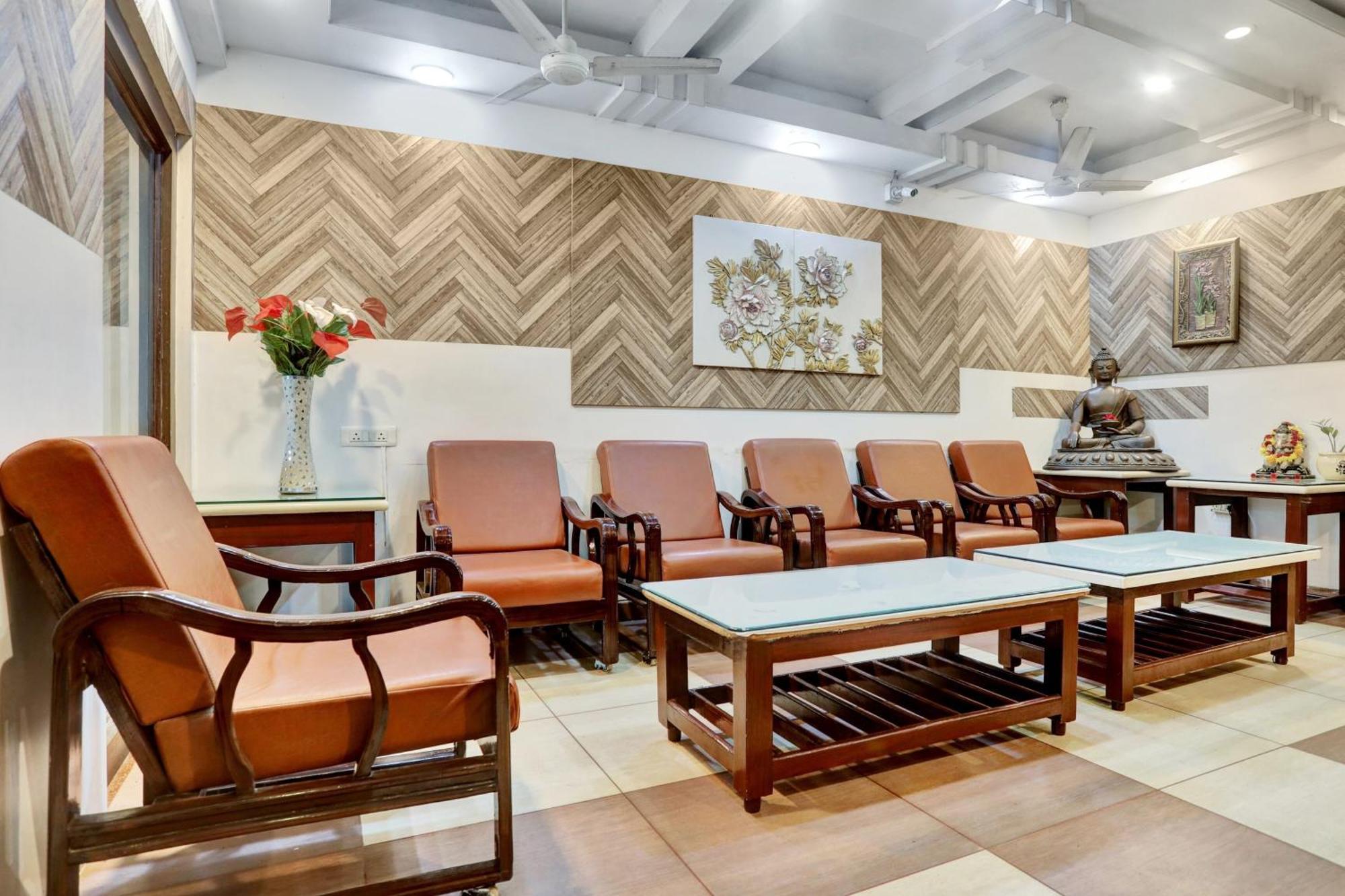 Townhouse Eluru Hotel Buitenkant foto